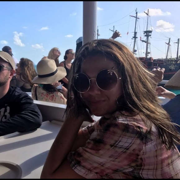 Bleached Crop Button Up - Picture 4 of 4